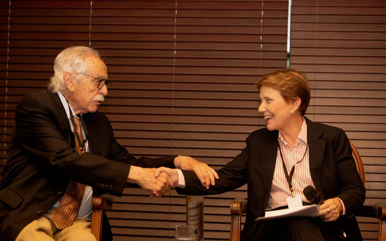 Compra de terras por estrangeiros mobiliza debate no Brasil