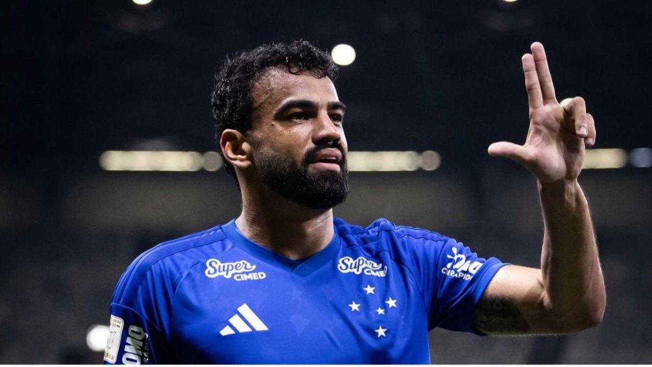 Apoio a Lula? Entenda o gesto de Fabrício Bruno após gol pelo Cruzeiro