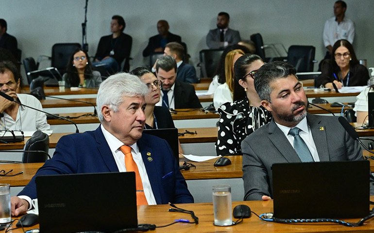 Regras para integrantes de Conselhos da Criança e do Adolescente vão à CCJ