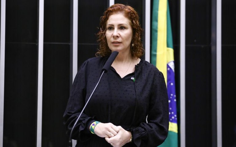 Quem é Coronel Tadeu, suplente de Carla Zambelli na Câmara