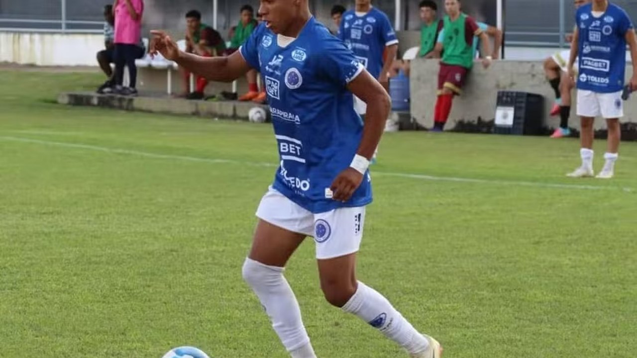 Cruzeiro de Arapiraca brilha na Copinha com Mbappé da Shopee e outros apelidos, além de rifa inovadora para viagem