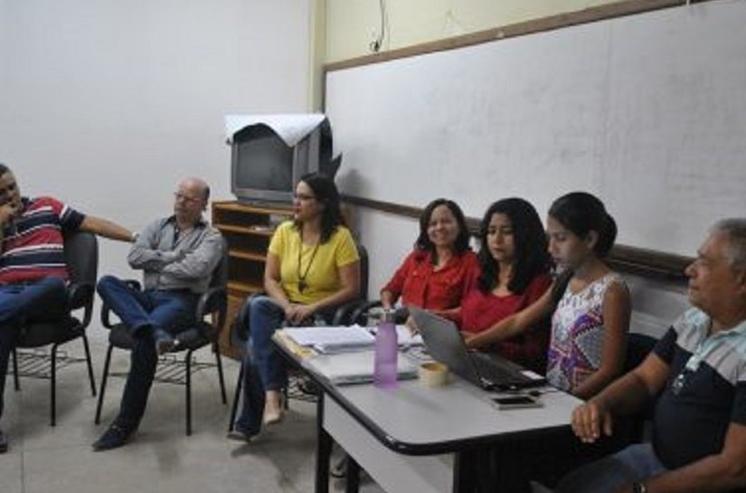 Semed faz Chamada Pública para aquisição de gêneros alimentícios