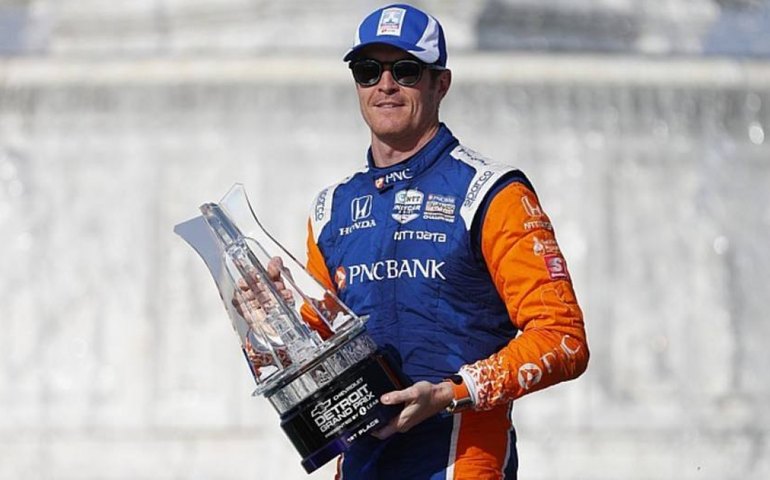 Rivais erram e Scott Dixon fatura a vitória na corrida 1 de Road America na Indy