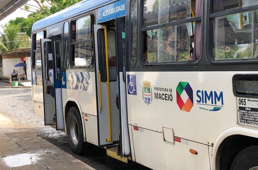 Nova linha de ônibus vai atender parte alta de Maceió