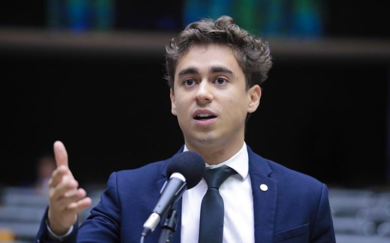 Nikolas Ferreira atua para alavancar candidaturas bolsonaristas em capitais no segundo turno