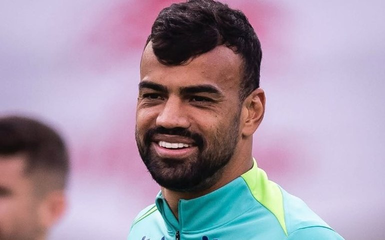 Após falhas em gols do Japão, Fabrício Bruno vira alvo nas redes: 'Tentando boicotar'