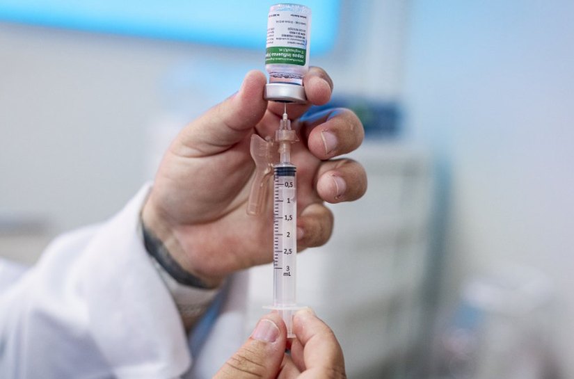 Vacina contra o VSR, disponível no Brasil, é ligada a risco 29% menor de demência