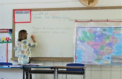 Aprovados do PSS da Educação devem entregar documentos a partir de hoje