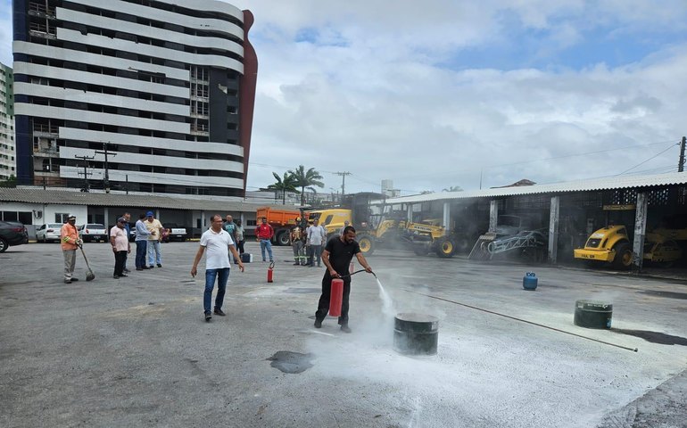 Capacitação reforça uso correto de EPIs entre colaboradores municipais