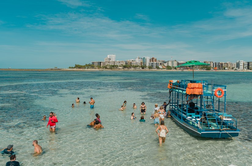 Famílias preferem Maceió e turista gasta mais em Alagoas do que em outros destinos
