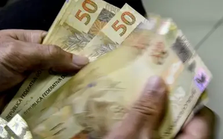 Entenda o que muda na prática com a isenção do IR para quem ganha até R$ 5 mil