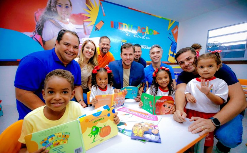 Prefeito Cacau entrega 12ª unidade educacional construída durante sua gestão