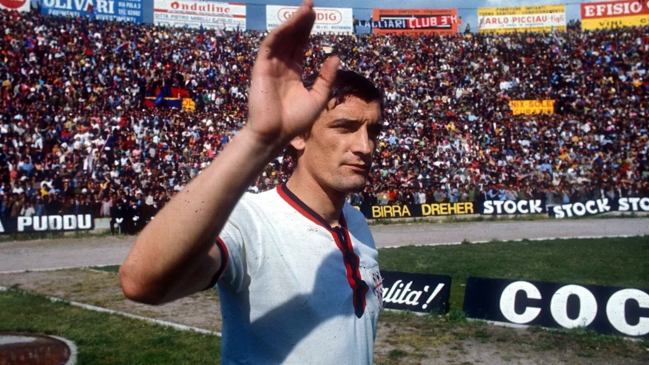 Maior artilheiro da seleção italiana, Gigi Riva morre aos 79 anos