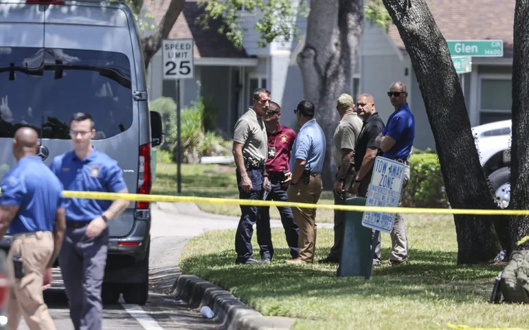 Promotores afirmam que suspeito no assassinato de estudantes desaparecidos perguntou no ChatGPT sobre como se desfazer de um corpo.