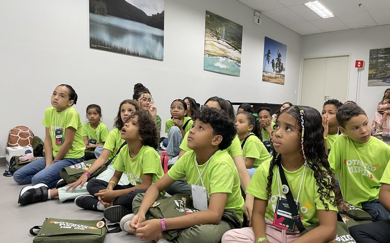 Crianças do Botânico Mirim aprendem sobre a importância de preservar os mares