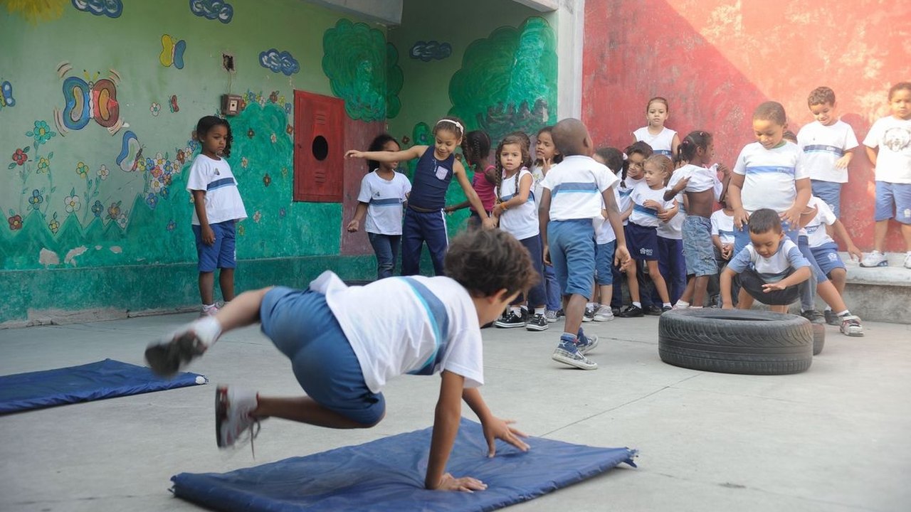 Formação de professores é desafio no ensino fundamental, diz pesquisa