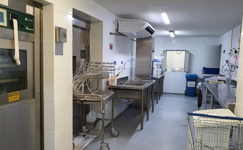 Hospital Universitário da Ufal recebe nova central de esterilização de materiais