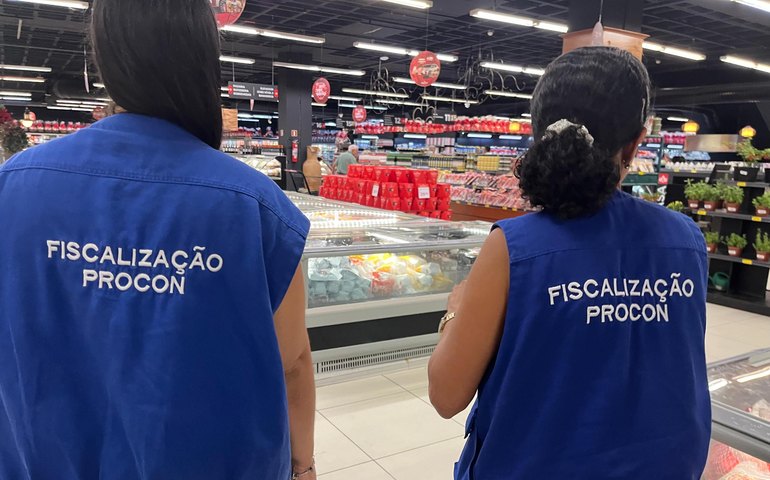 Procon Alagoas divulga pesquisa de preços de produtos natalinos
