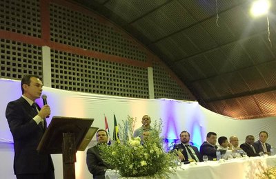 Celino Rocha toma posse como prefeito de Anadia