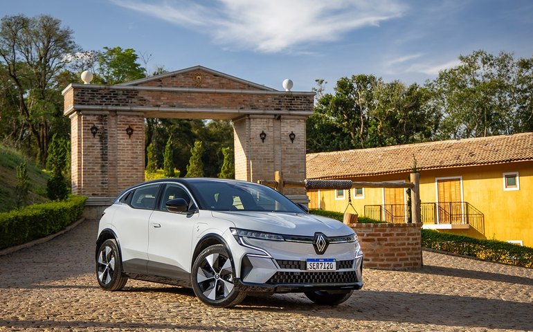 Renault mostra seu futuro elétrico com o Megane E-Tech