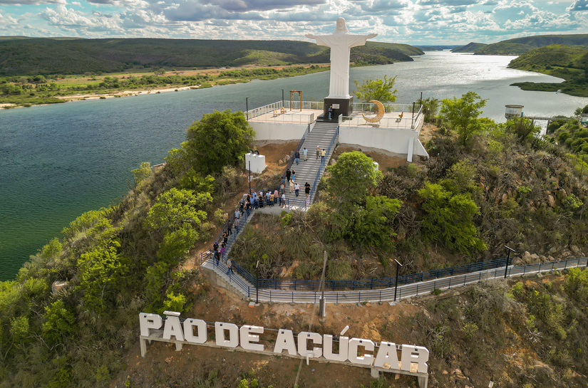 Pão de Açúcar completa 172 anos de história com 1.167 empresas com registro ativo, aponta Juceal