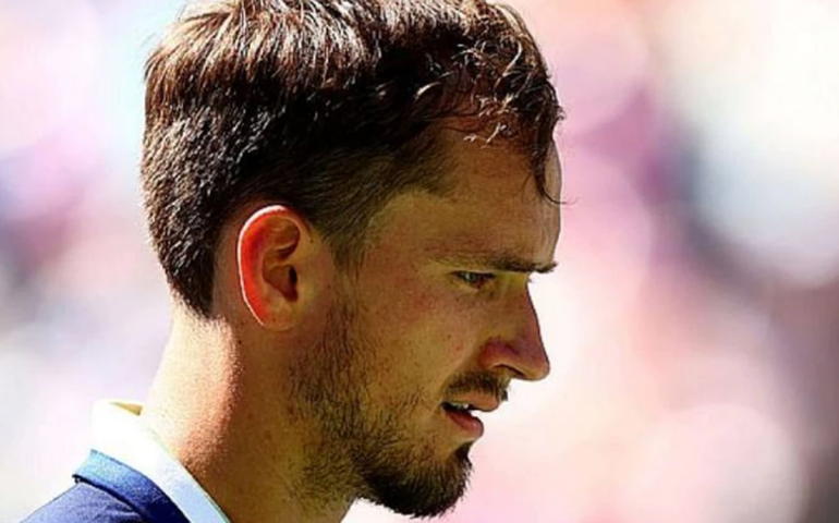 Governo inglês bane tenistas russos de Wimbledon, diz jornal; Rússia reage