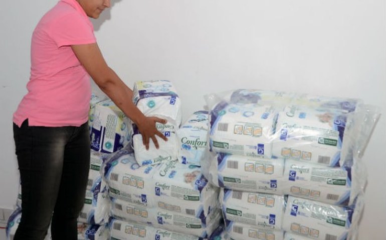 Medicamentos e fraldas que não são mais utilizados podem ser doados na Secretaria de Saúde