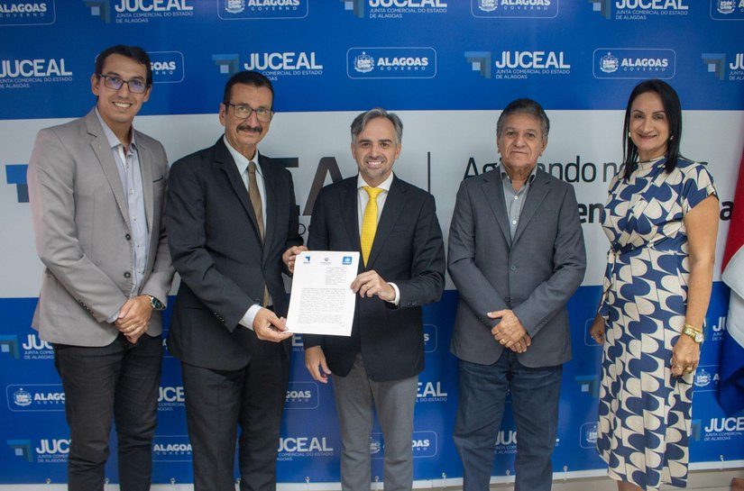 Juceal e Conselho de Contabilidade firmam cooperação técnica para desenvolver o ambiente de negócios em Alagoas