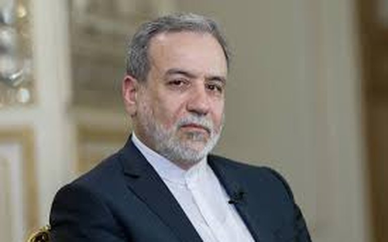 Irã afirma ter alertado países vizinhos sobre considerar alvos americanos como legítimos