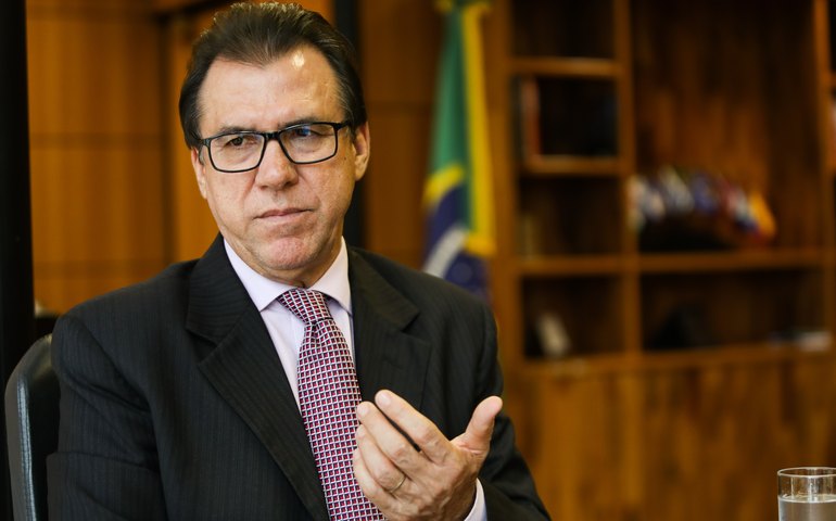 Na CDH, ministro do Trabalho garante mais empregos e valorização do mínimo