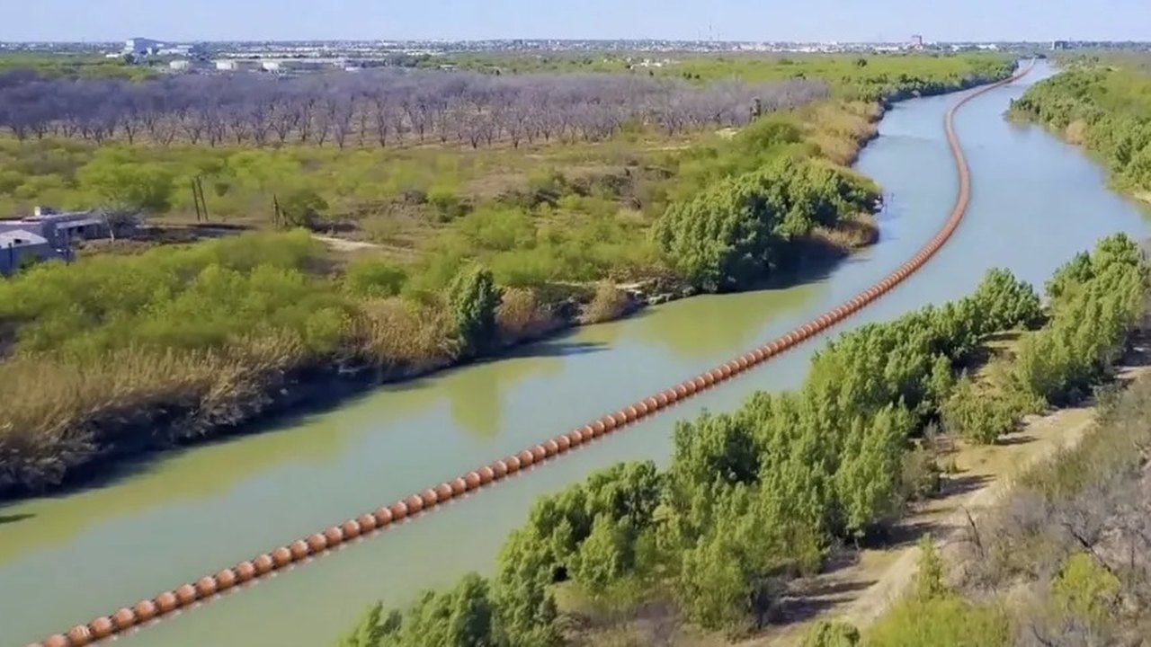 México critica governo do Texas por boias colocadas em rio na fronteira