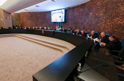 Desembargador Fábio Bittencourt conduz primeiro pleno de 2026 nesta terça