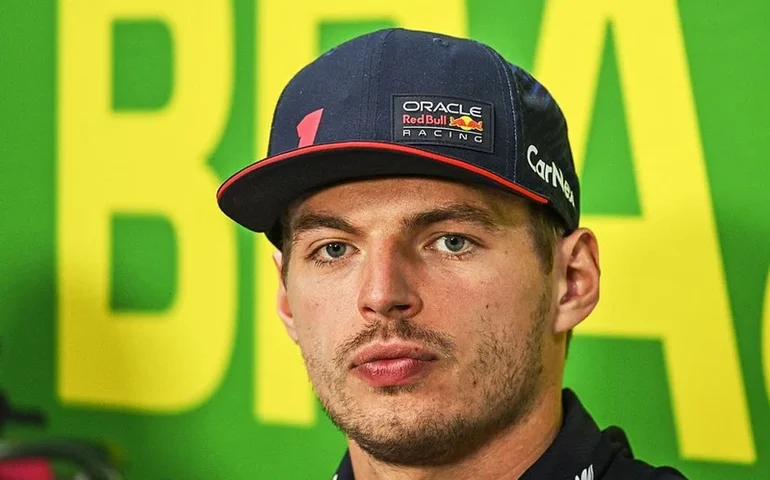 Verstappen vence o GP do Azerbaijão de ponta a ponta e volta à briga pela taça; Bortoleto é 11º
