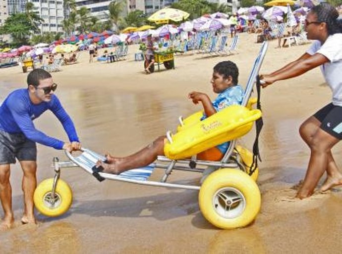 Uninassau Maceió realiza a ação Praia sem Barreiras neste sábado