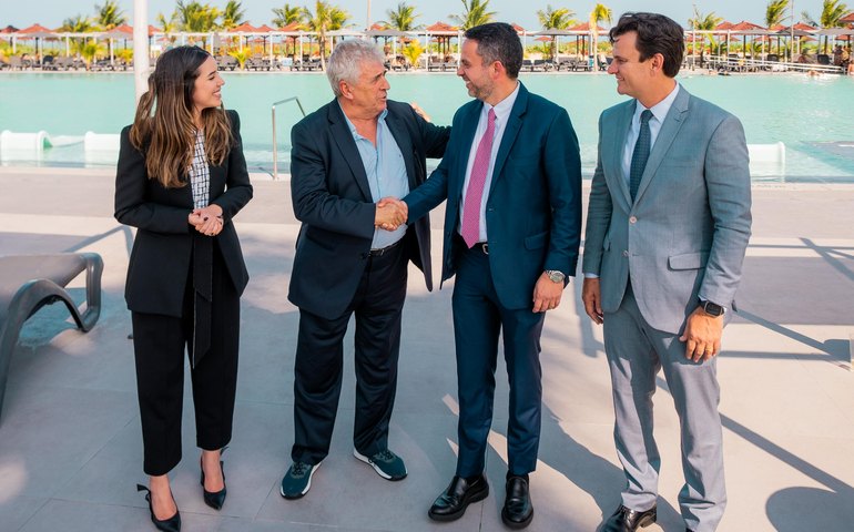 Governador comemora resultados positivos do Vila Galé na Barra de Santo Antônio