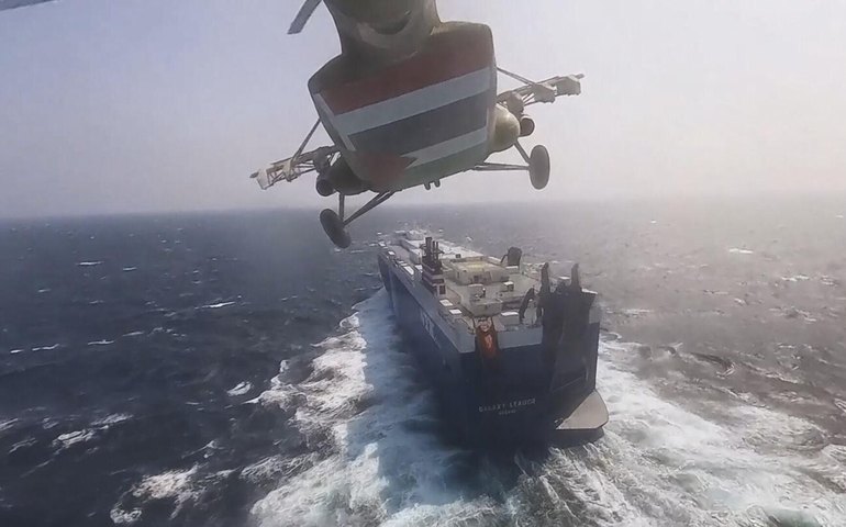 Houthis dizem que retomarão ataques a navios israelenses devido à recusa em entregar ajuda a Gaza