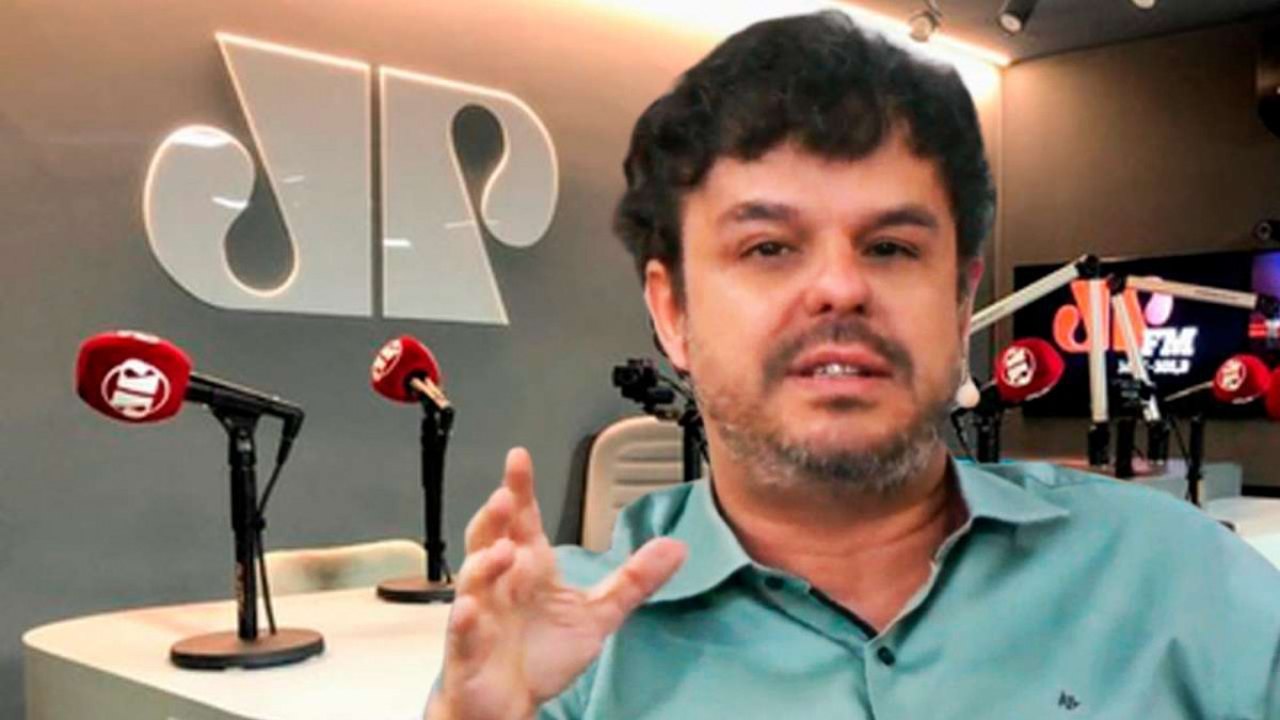 Adrilles negocia com PTB candidatura a deputado estadual em SP