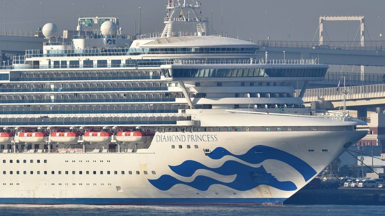 Japão confirma mais 99 casos de coronavírus em navio de cruzeiro