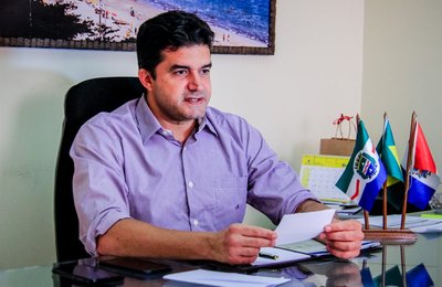 Prefeito Rui Palmeira intensifica medidas para conter avanço do coronavírus