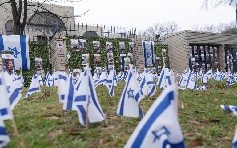 Embaixada de Israel confia nos EUA para lidar com o assassinato de diplomatas, diz porta-voz