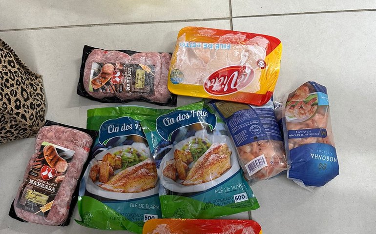 Presa mulher que furtou produtos de supermercado em Marechal Deodoro