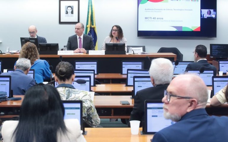 CCT aprova reserva de 5% para pessoas com deficiência em campanhas públicas