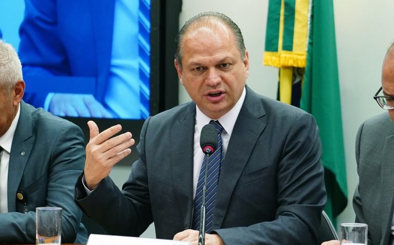 Ricardo Barros avalia que Câmara poderá fazer alterações na PEC da Transição