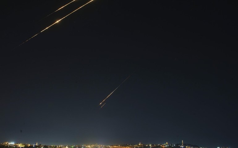 'Evidência significativa': EUA contribuíram para ataques de Israel ao Irã, segundo especialistas