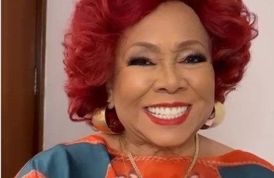 Cantora Alcione manda recado para público do Festival de Inverno de Palmeira
