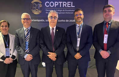 Comitiva do TRE-AL participa do 91º Coptrel e debate ações para as Eleições 2026