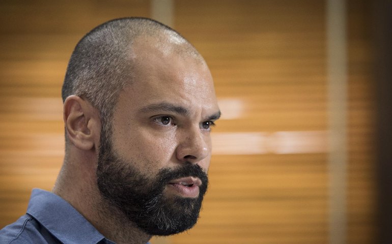 Bruno Covas é internado para exames de rotina, segundo boletim médico