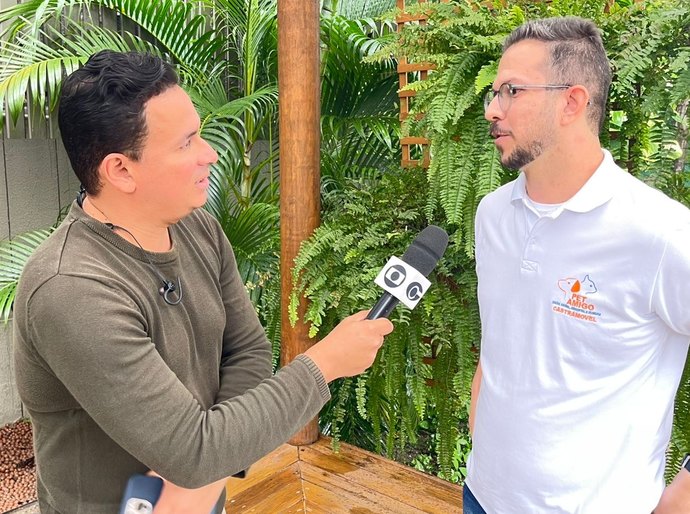 Programa Pet Amigo de Palmeira retorna para os bairros; coordenador fala sobre o programa na TV Globo