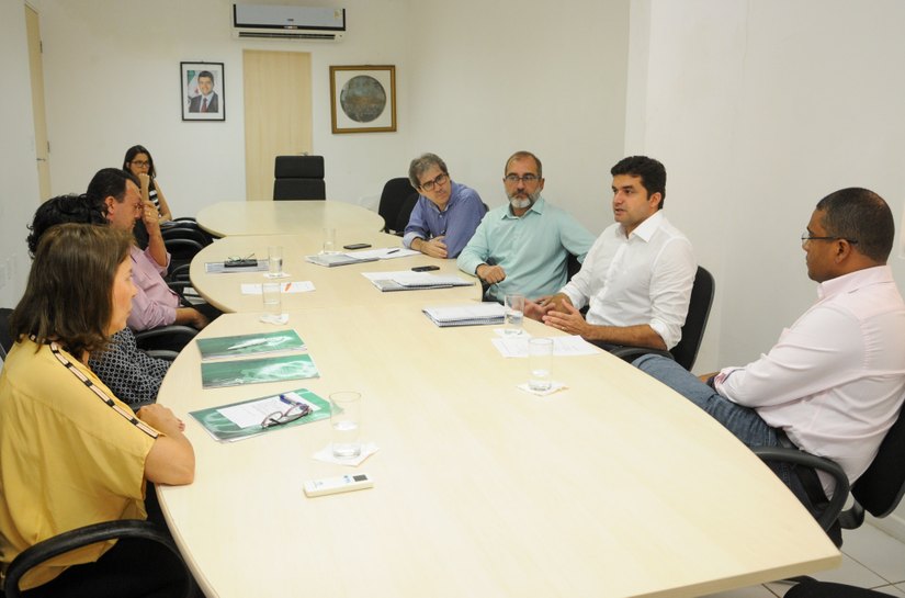 Rui Palmeira recebe reitora para debater parcerias entre ufal e prefeitura