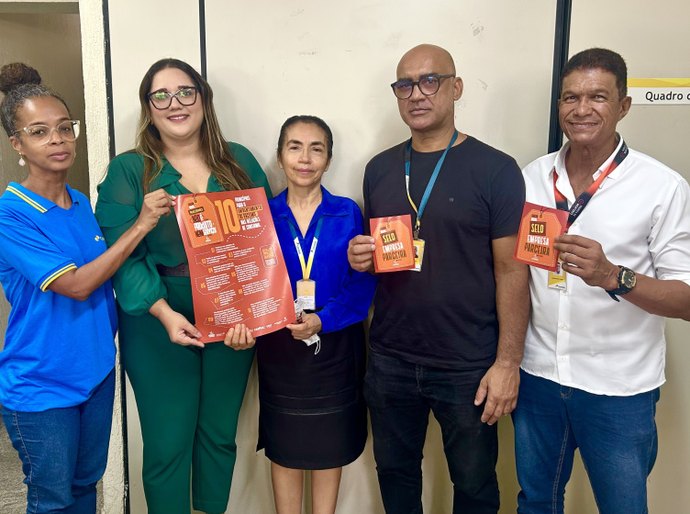 Procon Racial é levado à agência dos Correios do Centro